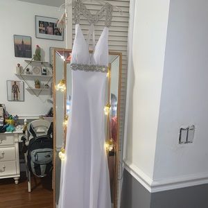 David’s bridal size 8 wedding/formal gown.
